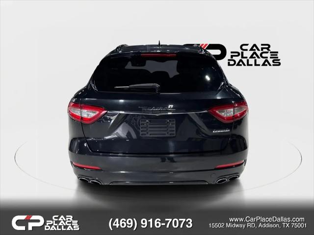 2017 Maserati Levante Standard