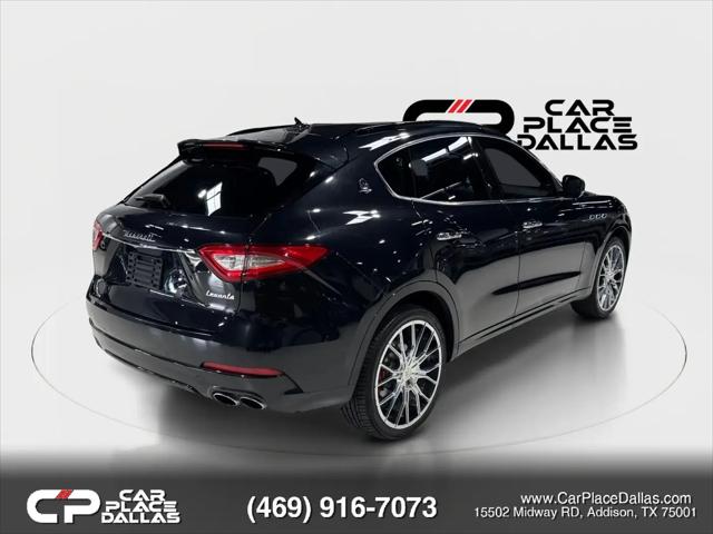 2017 Maserati Levante Standard