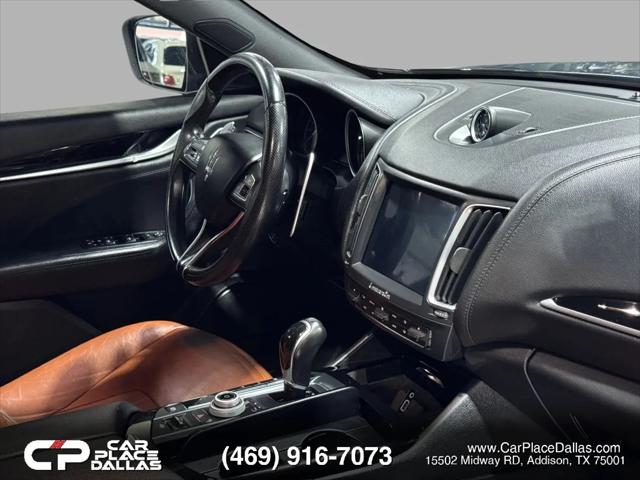 2017 Maserati Levante Standard