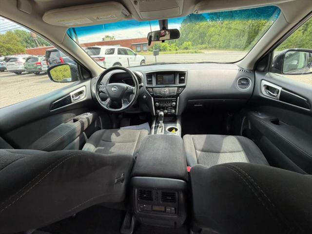 2014 Nissan Pathfinder SV