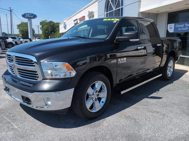 2017 RAM 1500 Big Horn Crew Cab 4x4 57 Box
