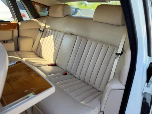 2006 Rolls-Royce Phantom Base