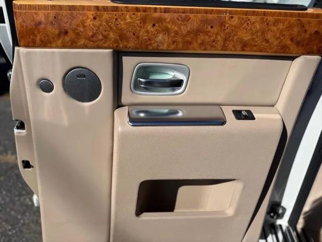 2006 Rolls-Royce Phantom Base