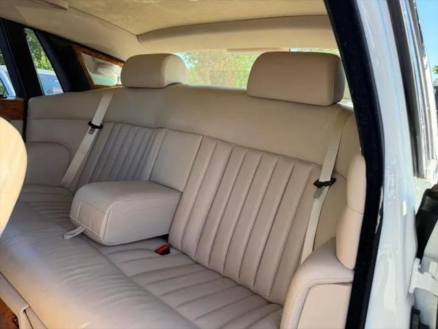 2006 Rolls-Royce Phantom Base
