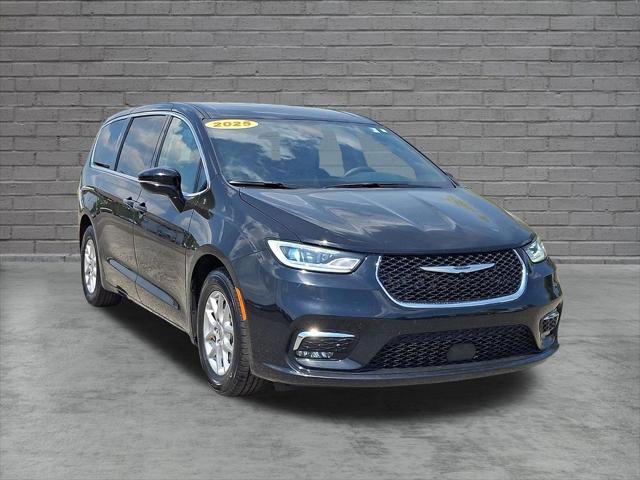 2025 Chrysler Pacifica Select 2025 Chrysler Pacifica Select
