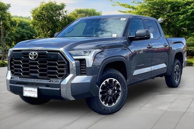 2026 Toyota Tundra SR5 CrewMax 5.5' Bed