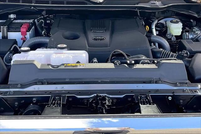 2026 Toyota Tundra SR5 CrewMax 5.5' Bed