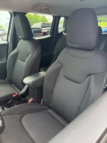 2023 Jeep Renegade Altitude 4x4