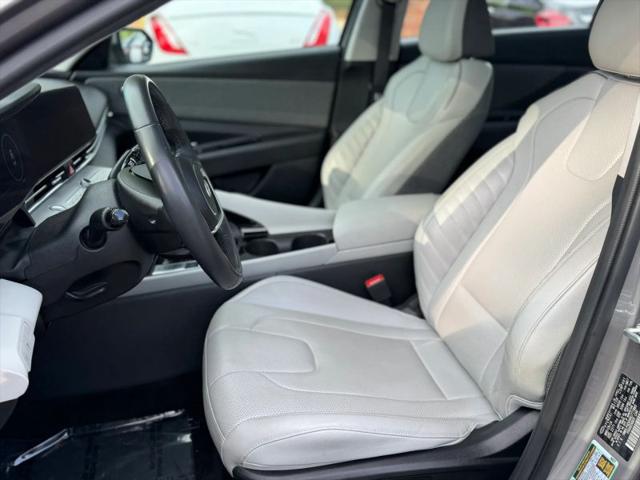 2024 Hyundai Elantra Limited