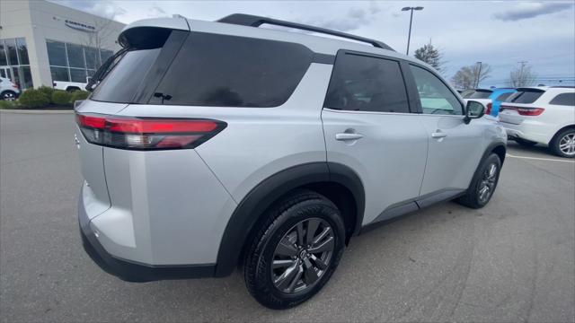 2024 Nissan Pathfinder SV 4WD