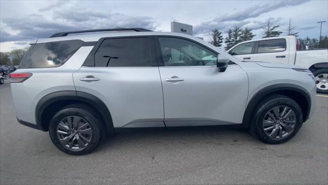 2024 Nissan Pathfinder SV 4WD