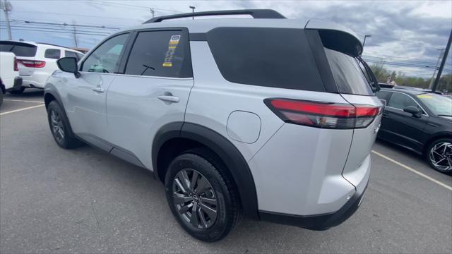 2024 Nissan Pathfinder SV 4WD