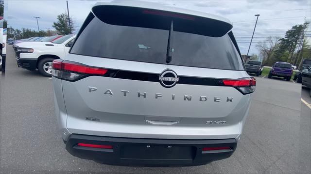 2024 Nissan Pathfinder SV 4WD