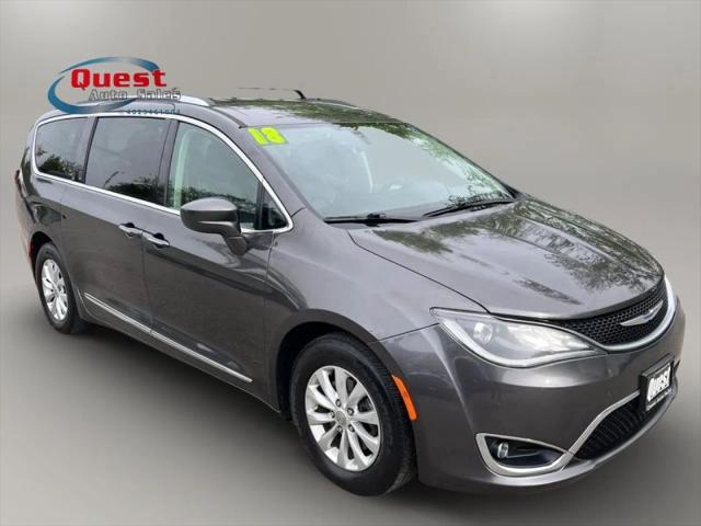2018 Chrysler Pacifica Touring L for sale in Omaha, NE