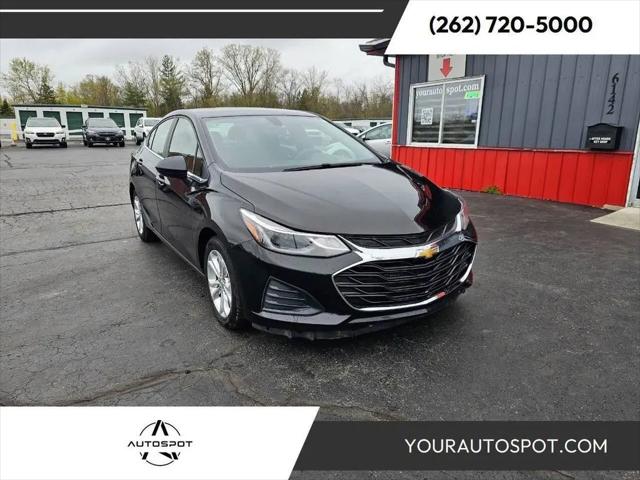 2019 Chevrolet Cruze LT for sale in Racine, WI