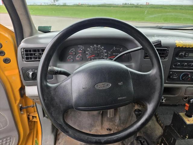 2001 Ford F-450 XLT