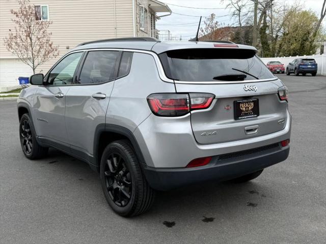 2022 Jeep Compass Latitude Lux 4x4