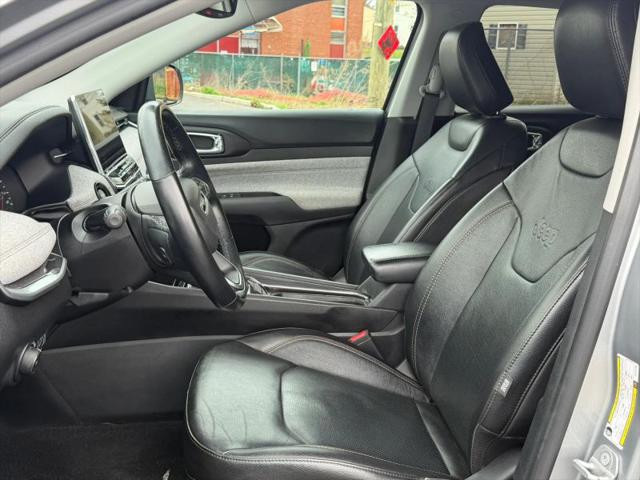 2022 Jeep Compass Latitude Lux 4x4
