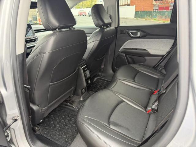 2022 Jeep Compass Latitude Lux 4x4