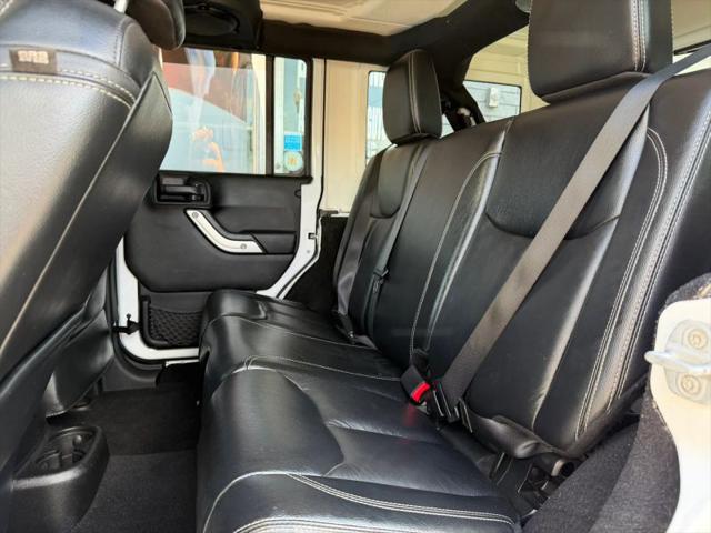 2013 Jeep Wrangler Unlimited Sahara