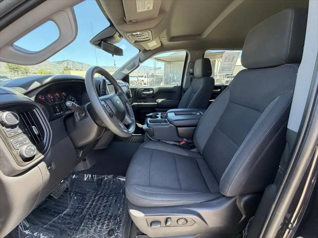 2023 Chevrolet Silverado 1500 4WD Crew Cab Short Bed Custom