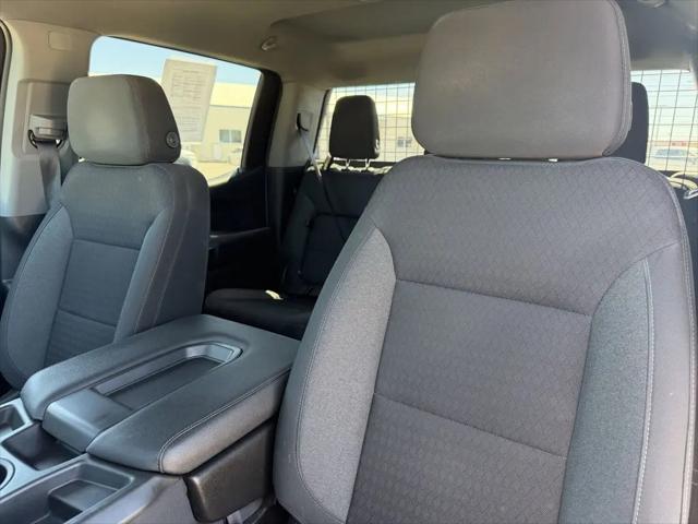 2023 Chevrolet Silverado 1500 4WD Crew Cab Short Bed Custom