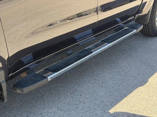 2023 Chevrolet Silverado 1500 4WD Crew Cab Short Bed Custom