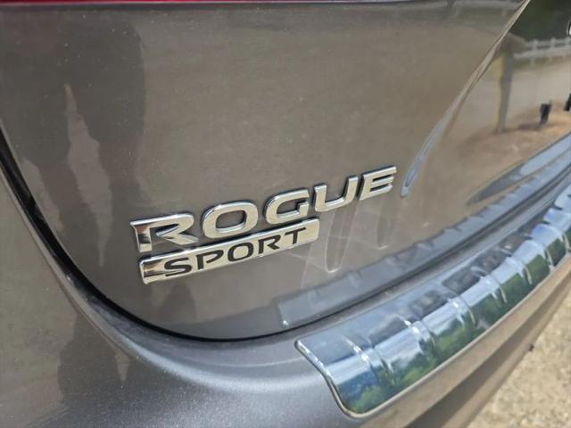 2021 Nissan Rogue Sport SV FWD Xtronic CVT