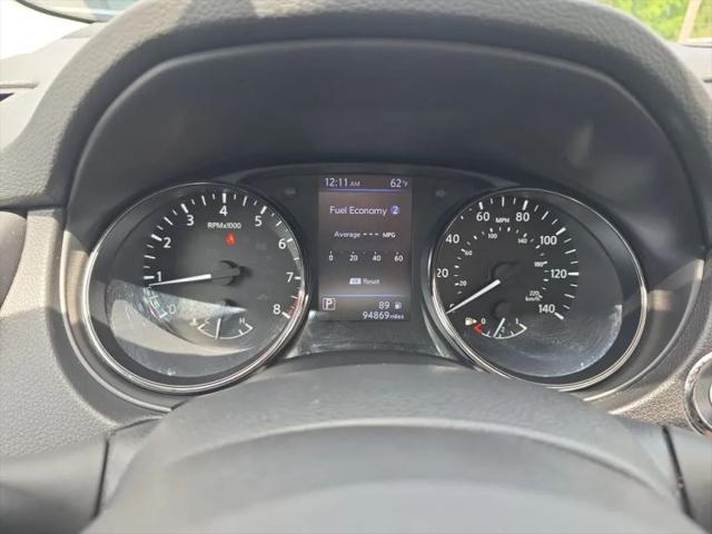 2021 Nissan Rogue Sport SV FWD Xtronic CVT