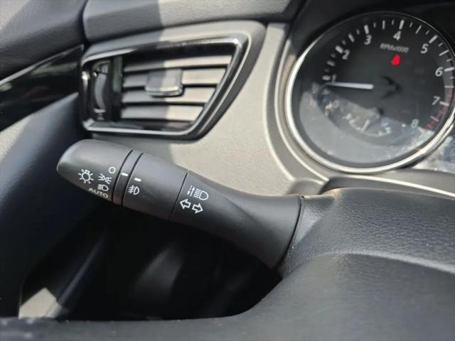 2021 Nissan Rogue Sport SV FWD Xtronic CVT