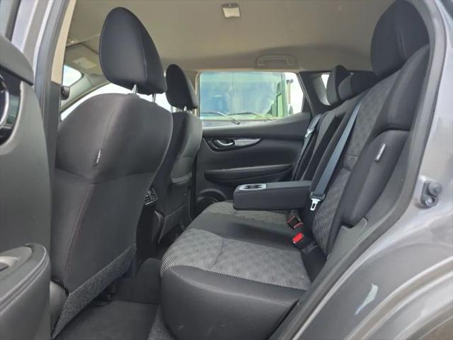 2021 Nissan Rogue Sport SV FWD Xtronic CVT