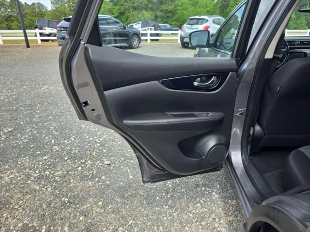 2021 Nissan Rogue Sport SV FWD Xtronic CVT