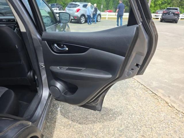 2021 Nissan Rogue Sport SV FWD Xtronic CVT