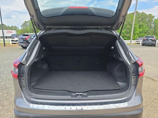 2021 Nissan Rogue Sport SV FWD Xtronic CVT