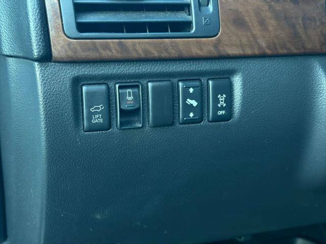 2011 Nissan Armada Platinum