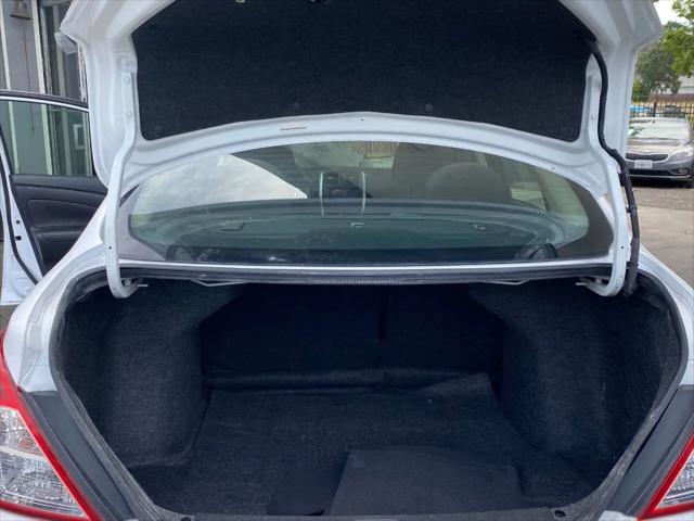 2019 Nissan Versa 1.6 SV