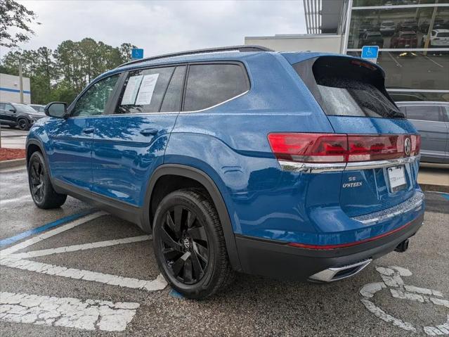2026 Volkswagen Atlas SE with Technology