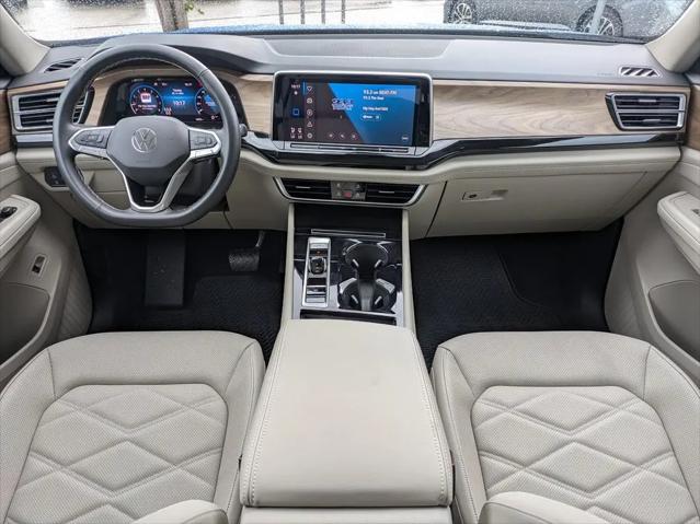 2026 Volkswagen Atlas SE with Technology
