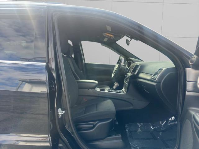 2020 Jeep Grand Cherokee Laredo E 4x4