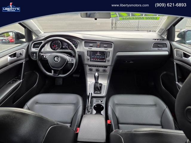 2016 Volkswagen Golf SportWagen TSI SE 4-Door