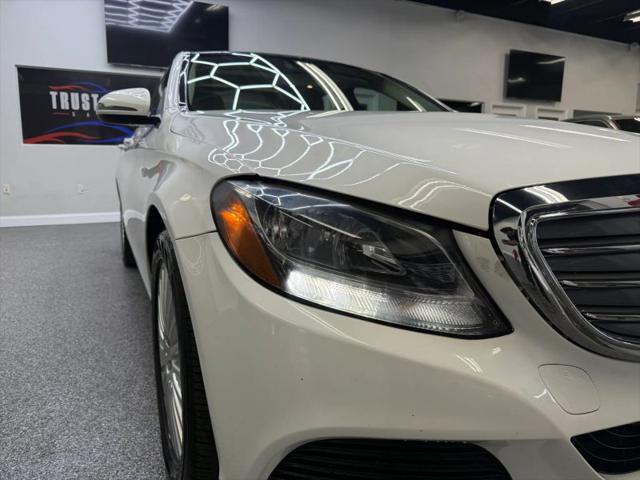2017 Mercedes-Benz C-CLASS C 300 Luxury 4MATIC