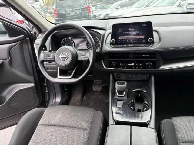 2024 Nissan Rogue SV FWD