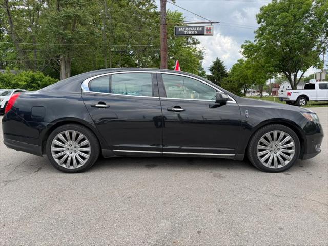 2013 Lincoln MKS Base