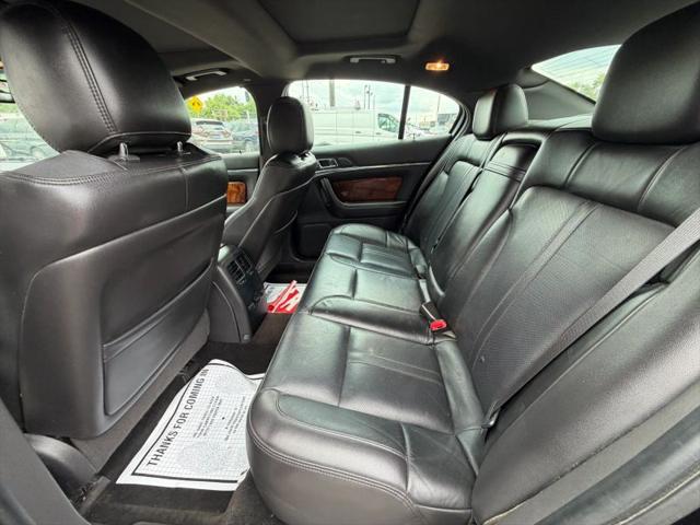 2013 Lincoln MKS Base