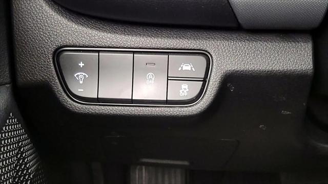 2023 Kia Seltos LX