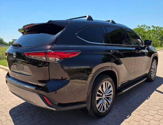 2022 Toyota Highlander Platinum
