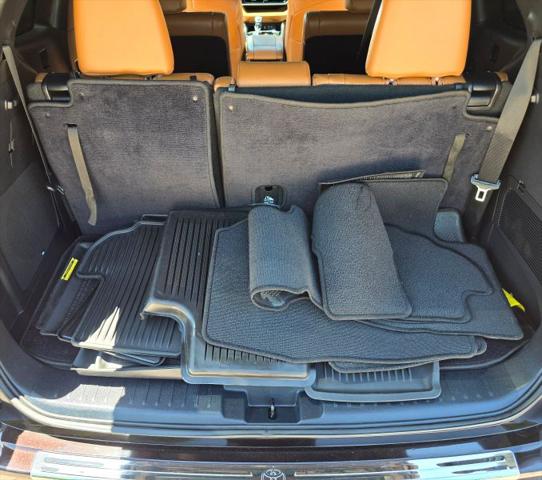 2022 Toyota Highlander Platinum