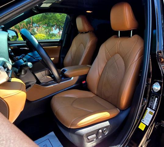2022 Toyota Highlander Platinum
