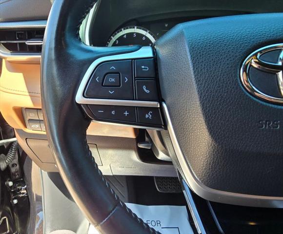 2022 Toyota Highlander Platinum