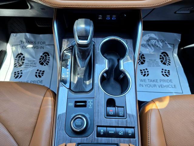 2022 Toyota Highlander Platinum
